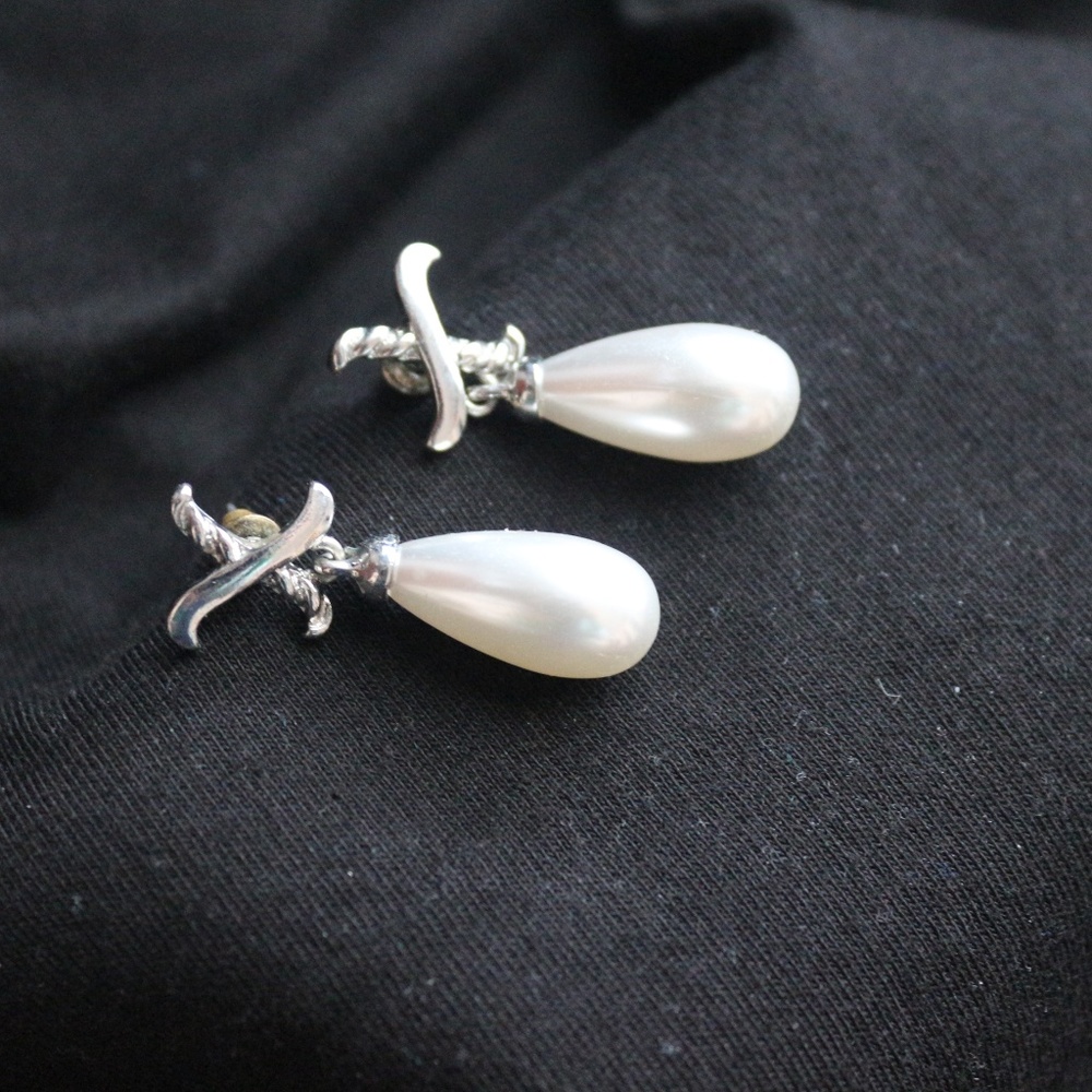 Silver and Pearl drop earrings - Free in Bundle